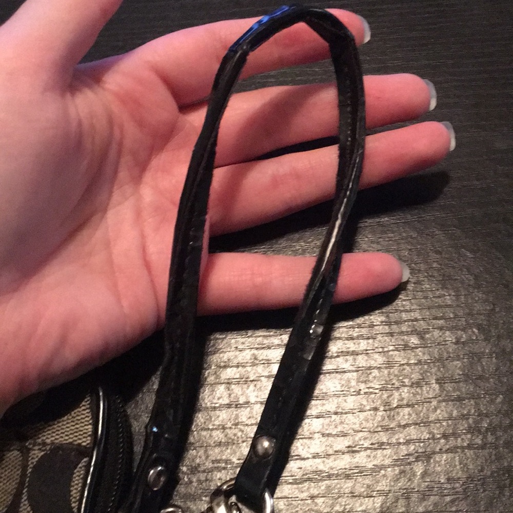 Wristlet - Picture 5 of 5